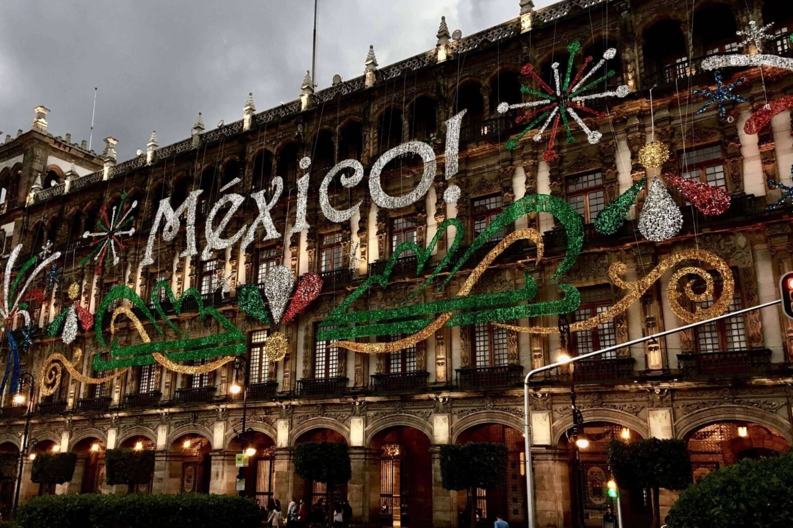 Celebra el mes patrio en México