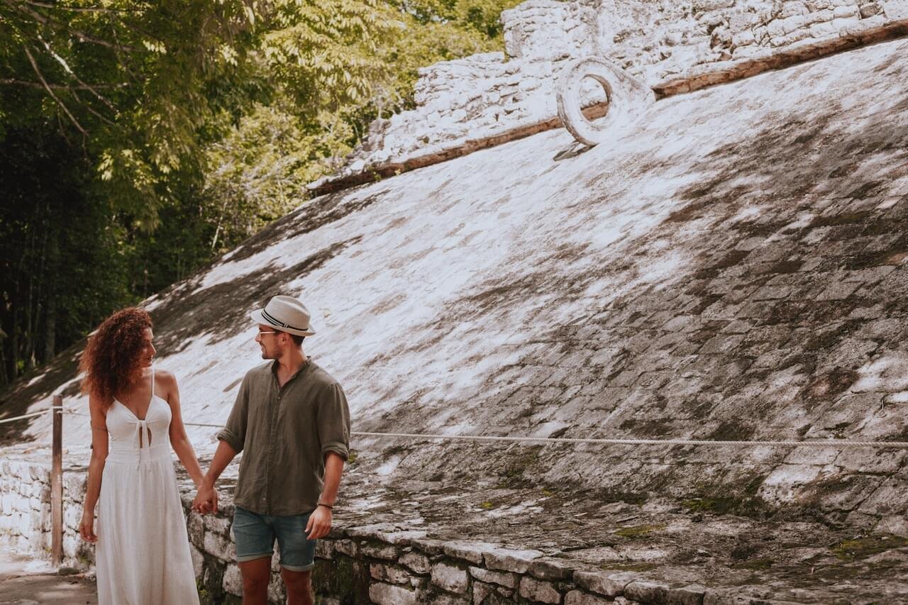 romantic getaway for couples in cobá