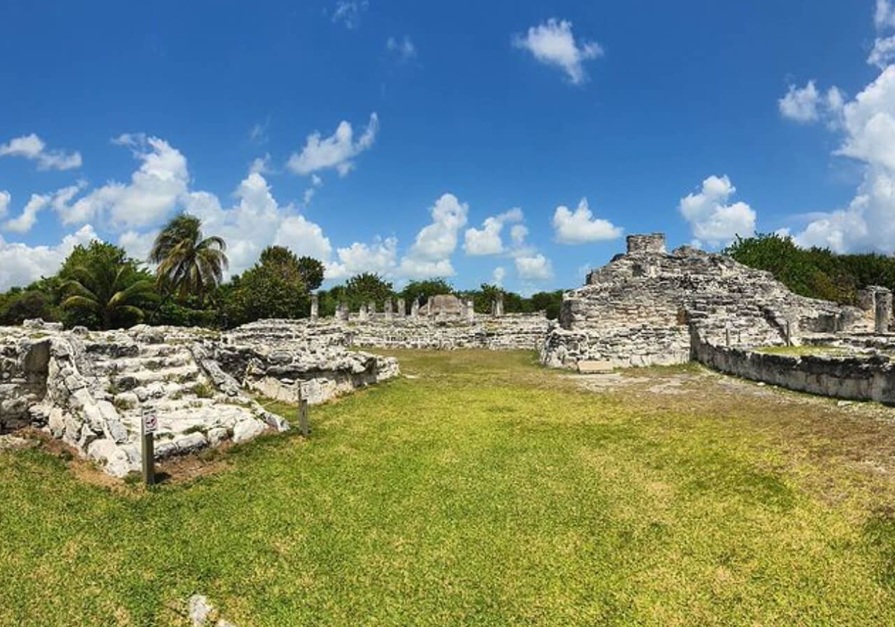 Zonas arqueológicas en Cancún, El Rey