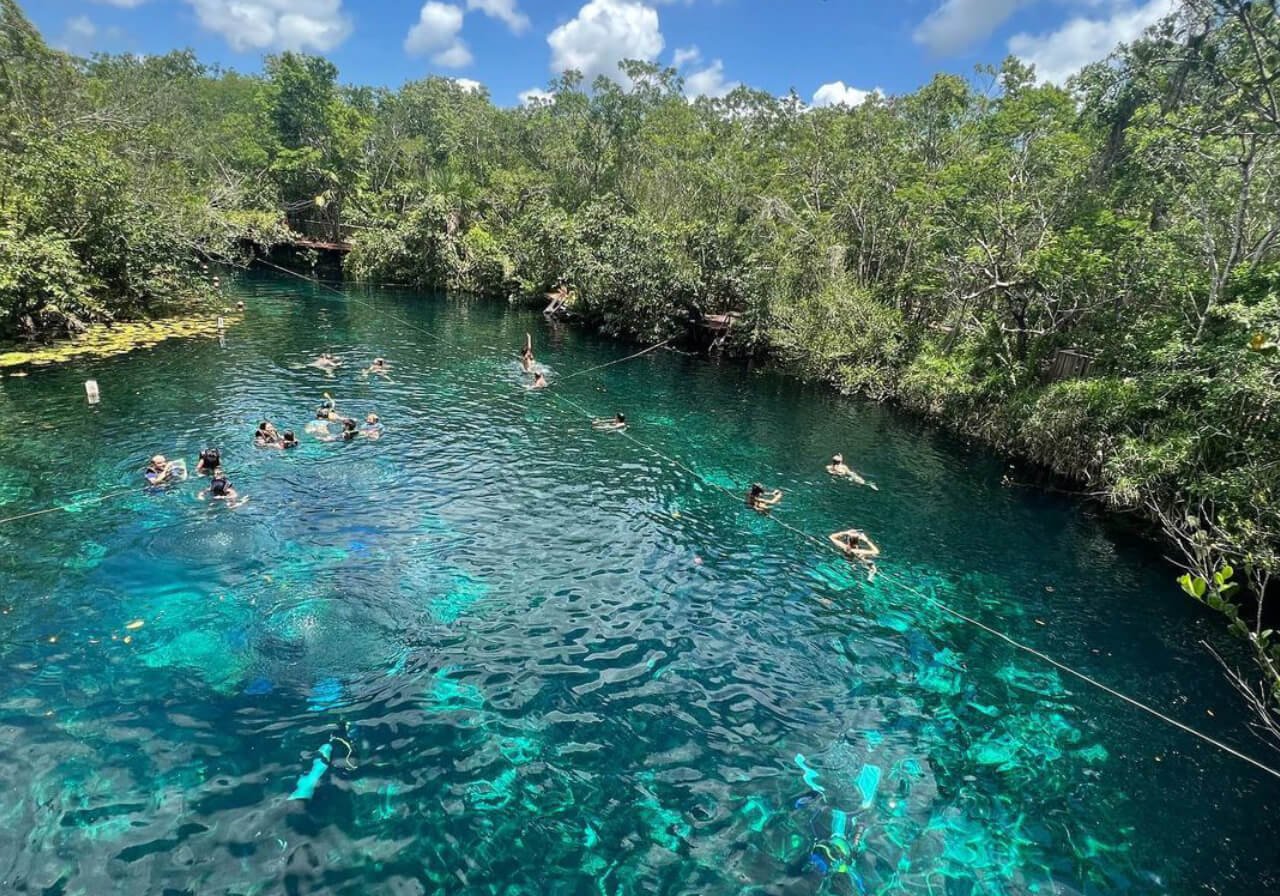 cenotes en cobá en verano